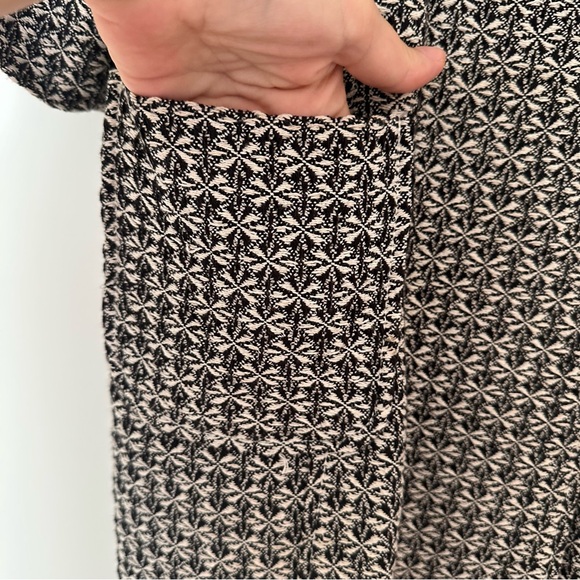 Ashley By 26 International Monochrome Textured Jacket - Picture 2 of 10